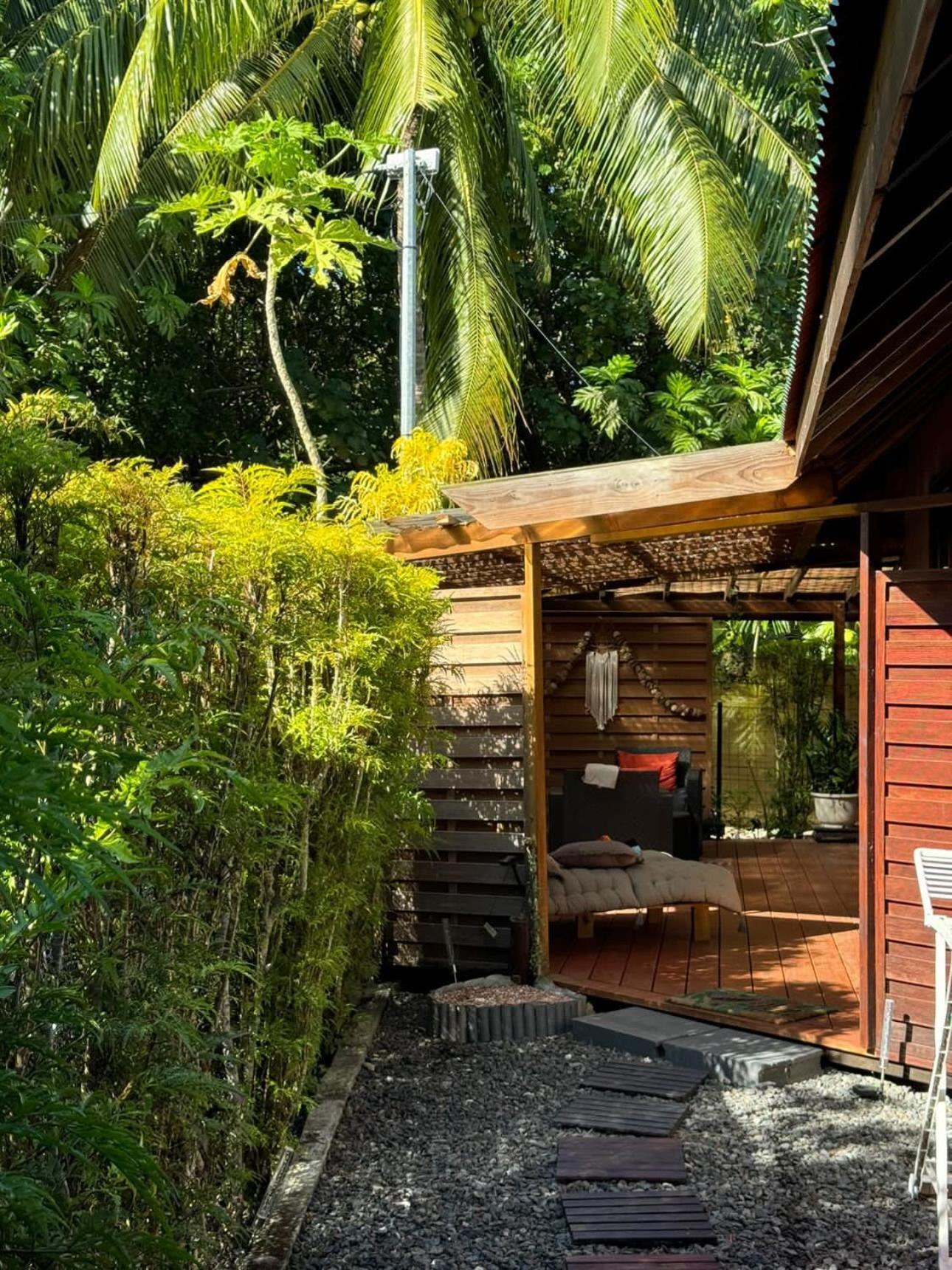 Faaora Lodge, Little Paradise Haapiti Kültér fotó